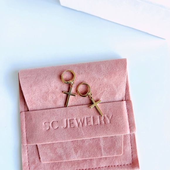 Dangle Cross Earrings 18k Gold Plated Luxury Jewelry - Picture 5 of 9